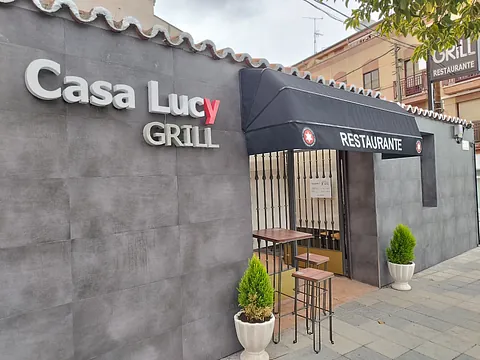 Casa Lucy Grill 